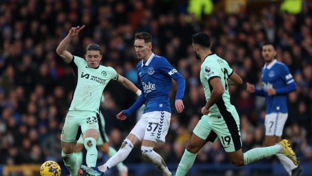 Chelsea continúa luchando